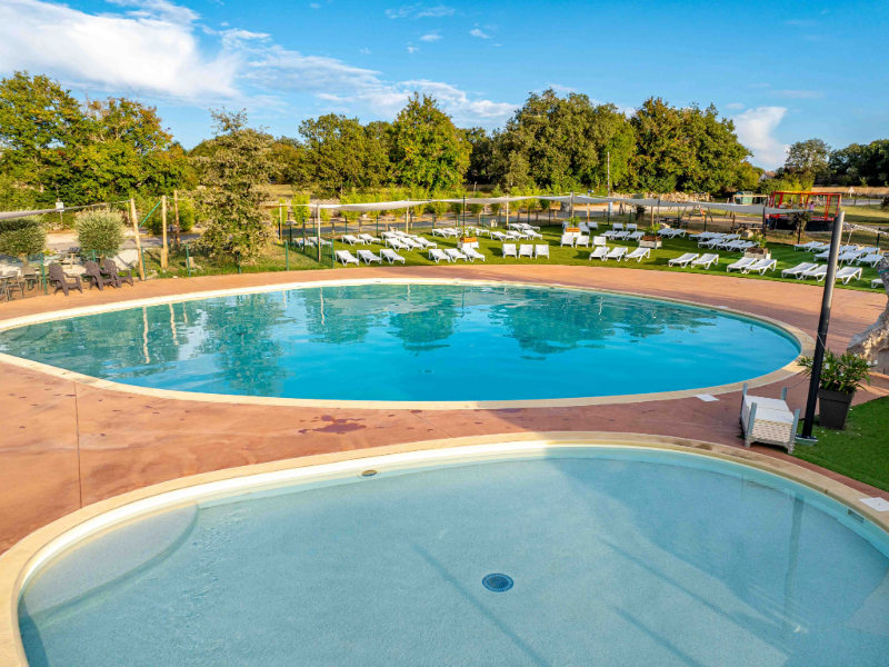 Camping Les Cigales Ciela Village piscine