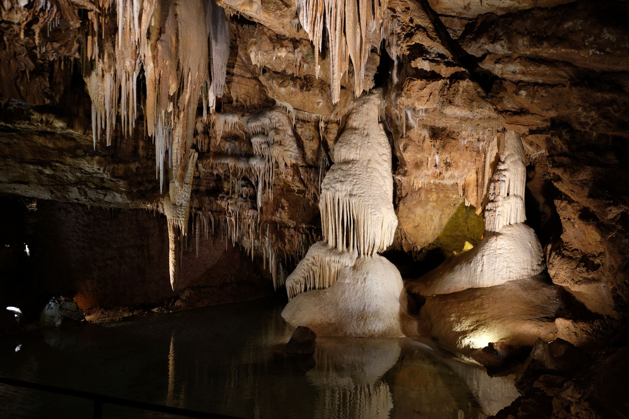 Grotte des Merveilles à Rocamadour - concrétions et stalactites
