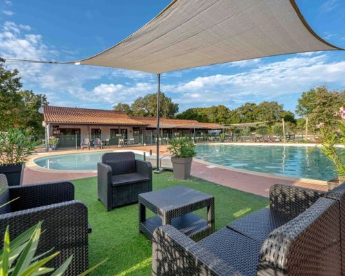 Camping Les Cigales Ciela Village piscine