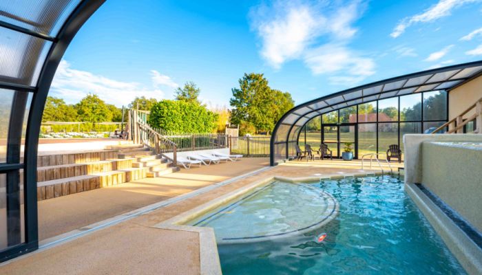 Camping Les Cigales Ciela Village piscine