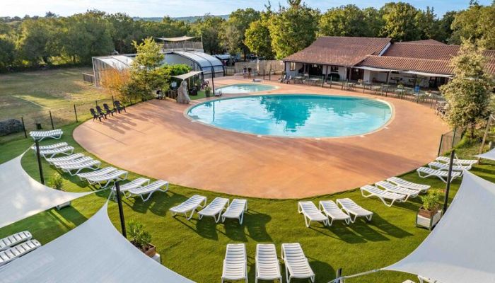 Camping Les Cigales Ciela Village piscine