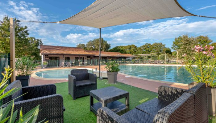 Camping Les Cigales Ciela Village piscine