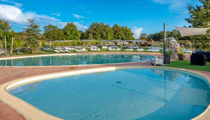 Camping Les Cigales Ciela Village piscine
